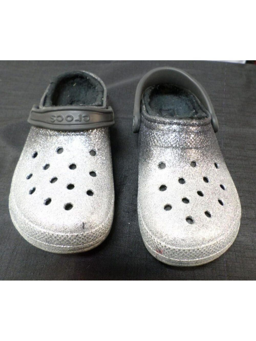 DESIGNER CROCS SLIPON BREATHABLE FUR LINED BLACK & WHITE SHOES MEN'S 6 WOMEN'S 8